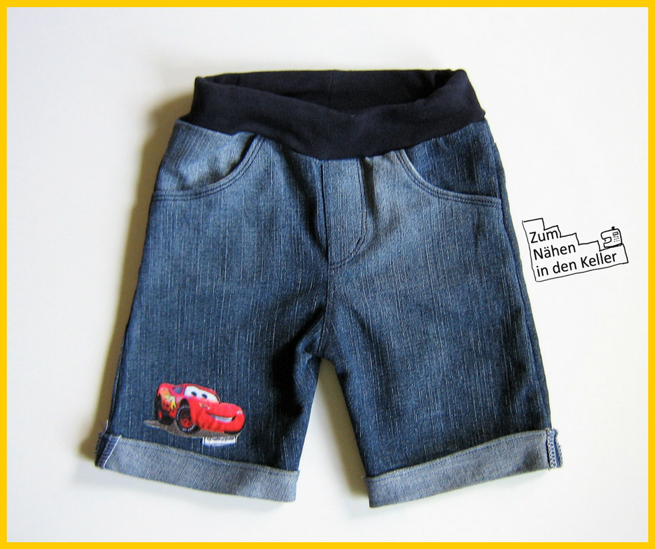 Mottis Shorts Upcycling aus alter Jeans Zum Nähen in den Keller Cars Disney Aufbügler