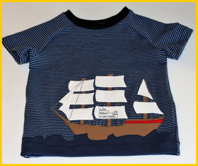 Segelschiff Segelboot sail boat Boot Schiff Segler Jolle Bark Brigg Applikation Küstenluft Herzsenbunt Design auf Raglanshirt Zum Nähen in den Keller