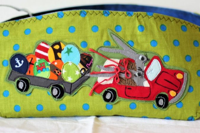APPLIKATION ostern easter hase bunny rabbit cabrio ostereier car auto Zum Nähen in den Keller